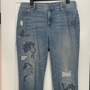 Chico’s The So Slimming Girlfriend Crop jeans